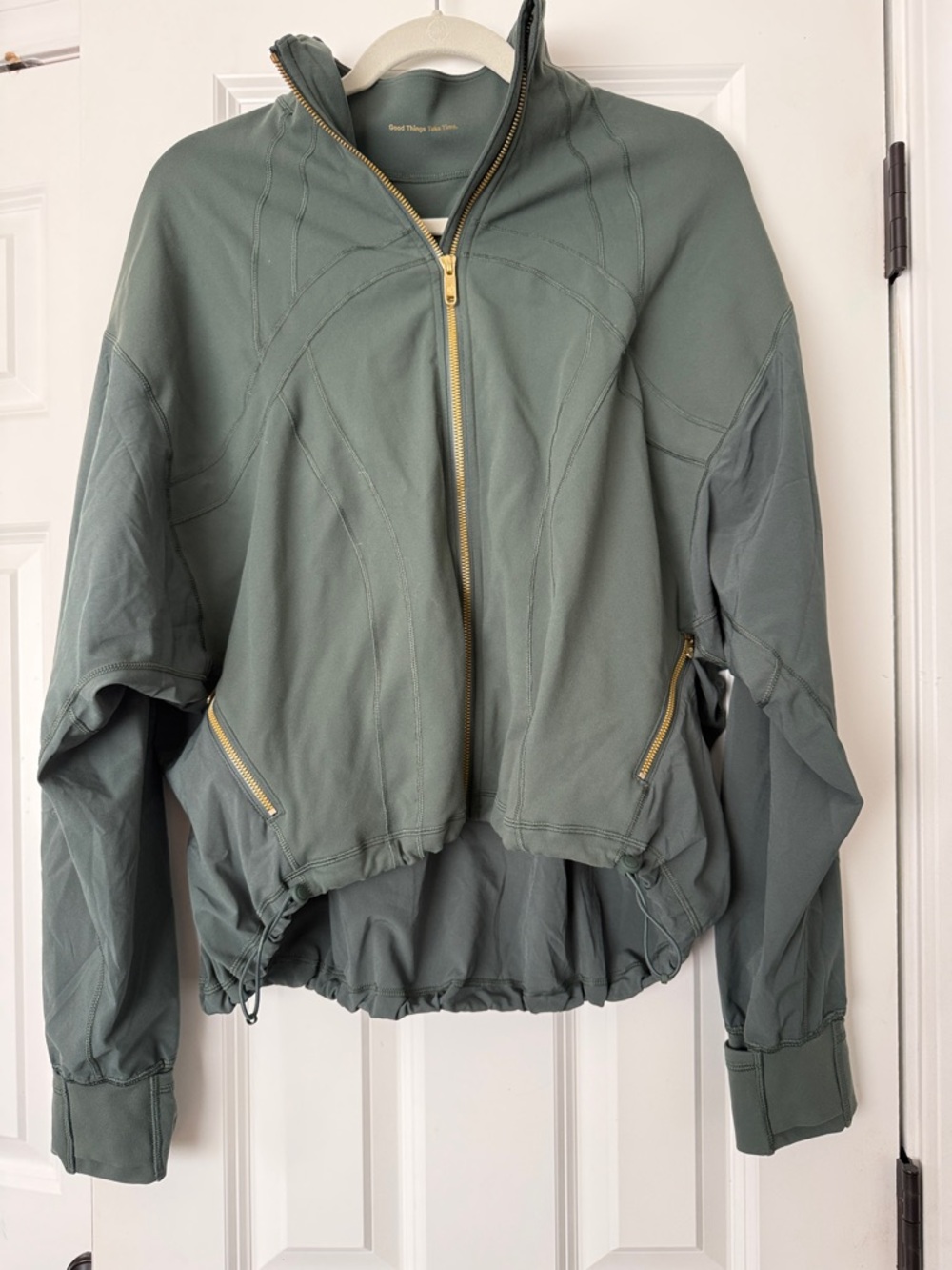 Lululemon Define Relaxed Jacket Luon size 6 Dark Forest with Gold Hardware